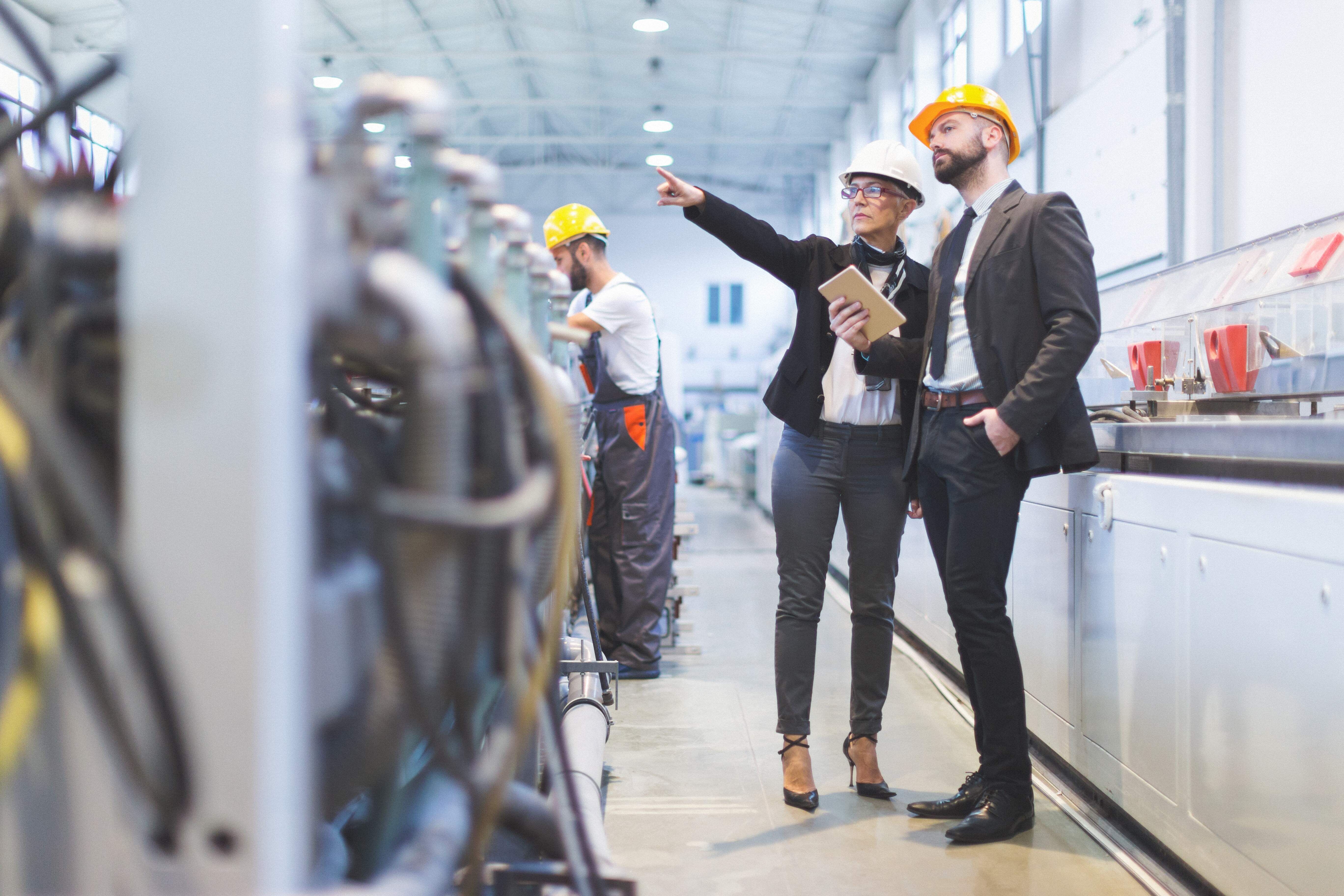 Navigating Raw Material Price Volatility in Manufacturing